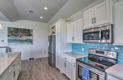 Steps to Gulf Crystal Beach Home with Deck and Views - Foto 9