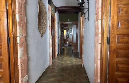 Casa para fiestas 16 personas, barbacoa y terraza - Photo 32