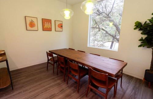 Rice Village Retreat - Rooftop deck - Sleeps 12 - Foto 34