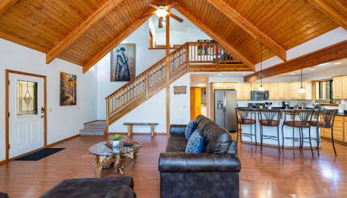 Chalet in the Pines Spa Game Room Wraparound Deck - Foto 5, Other