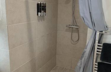 City Nights, TV Bed, Free Parking, Nr Plymouth Hoe - Foto 8