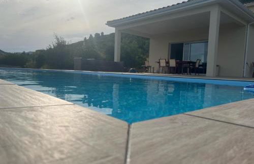 Villa L'esquirol With View and Pool - Foto 66