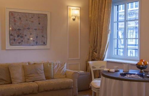 Granduomo Charming Accomodation - Photo 12