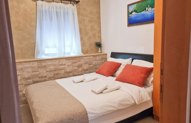 Step to Kotor bay Stoliv - Photo 11