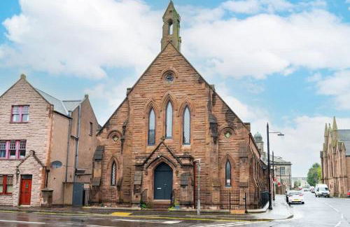 The Church Front - Photo 2