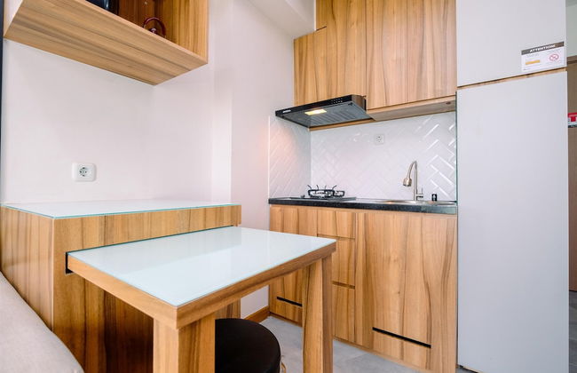 Best Homey and Comfort 2BR at Podomoro Golf View Apartment - Photo 11