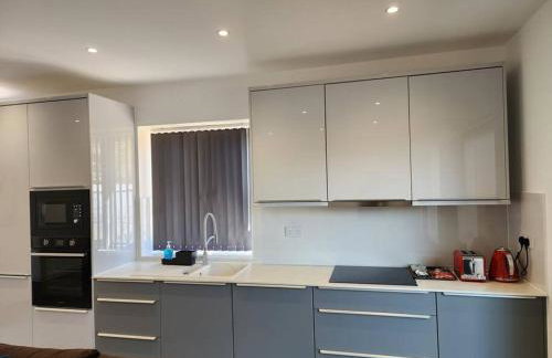 Paradigm Court, Luxury 2-Bedroom Apartment F3, Oxford - Foto 5