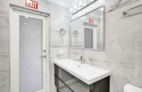 Sensational 5BR Villa Heated Pool near Hard Rock - Foto 23