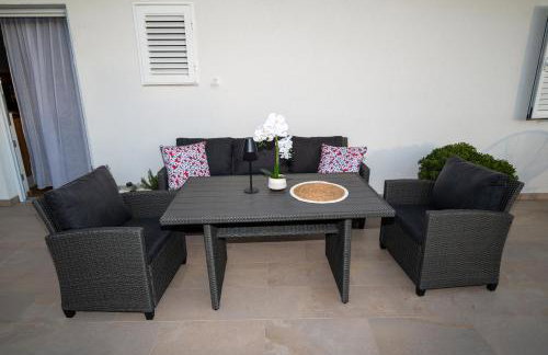 Beachfront house Miamore - 10 m from the sea - Foto 17