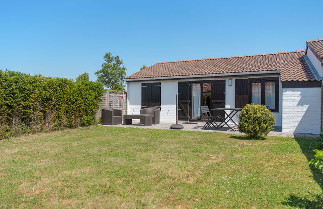 Enjoy with parking - Photo 1