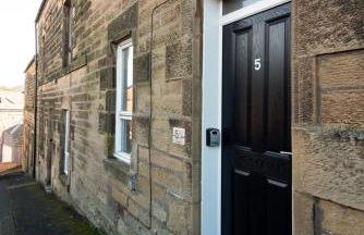 T&J House in Eyemouth: Cozy Coastal Retreat - Photo 17