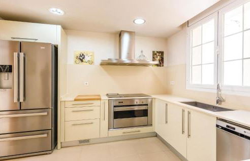 5 Bedroom Amazing Home In Cabrils - Foto 25