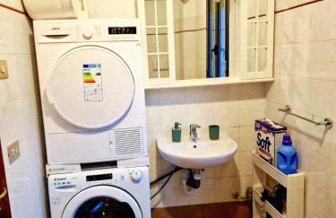 Bernina Stop & Go apartment - 30 steps to the red train - Foto 7