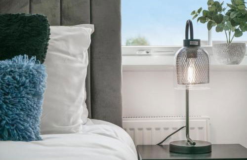 Aylesbury 3BR Home, Sleeps 5, Trendy for couples & Contractors Homely Stay - Foto 23