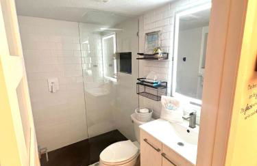 Sapphire Shores- Oceanfront at Symphony Beach Club - Foto 14