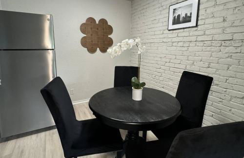 1 DT Dallas l FIFA WORLD CUP READY l 5 Min from Love Field - Foto 7