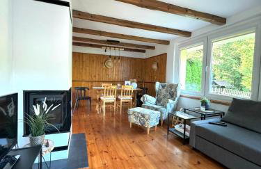 Domek nad Jeziorem Trzechowskim w lesie letniskowy na wsi - Foto 4