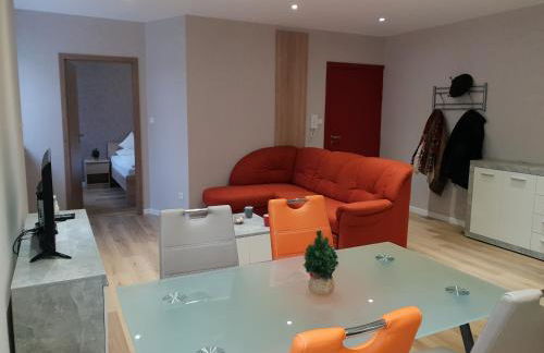 Meublés du 25 N2 F2 RDC - Foto 2