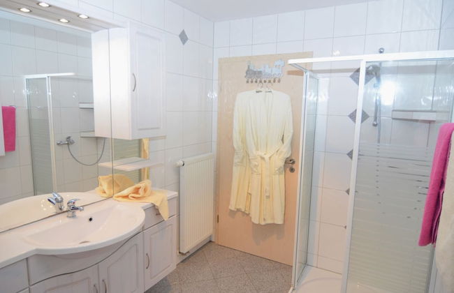 Bavaria Modern Family Stay - Photo 17