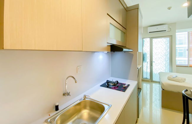 Cozy Stay Studio At Tamansari Iswara Apartment - Foto 11