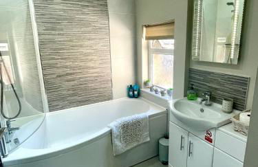 2026 Traveller award winner Just bring clothes - Foto 42