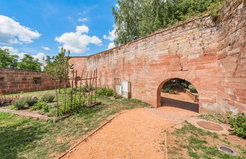 Havre de paix au pied du château et des remparts - Foto 14