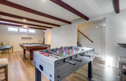 Family Fun on Lake Bemidji! Spacious Home with Yard - Foto 3