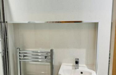 Modern 2 Bedroom Apt Derby City - Foto 30