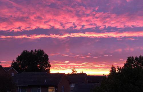 Delightful Self Contained Garden View Retreat - Foto 26