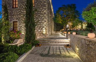 Mare Monte Luxury Suites - Photo 70