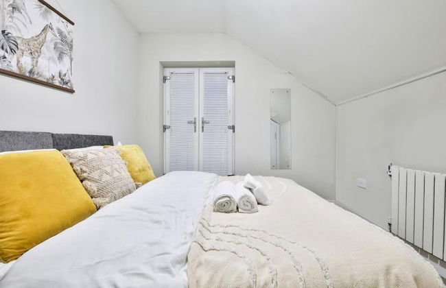 Whitchurch Place 2 Bed Flat in Cardiff - Foto 3