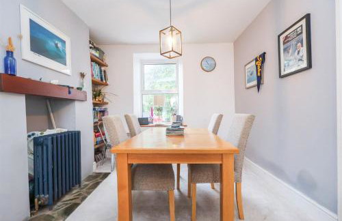 Palm Haven House - Luxury family-friendly Newquay surf house near Porth Beach perfect for walking, pets, exploring - Photo 6