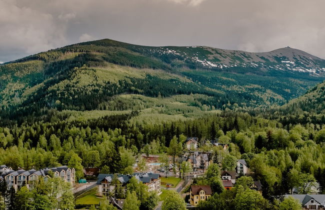 Green Apartments - Photo 54