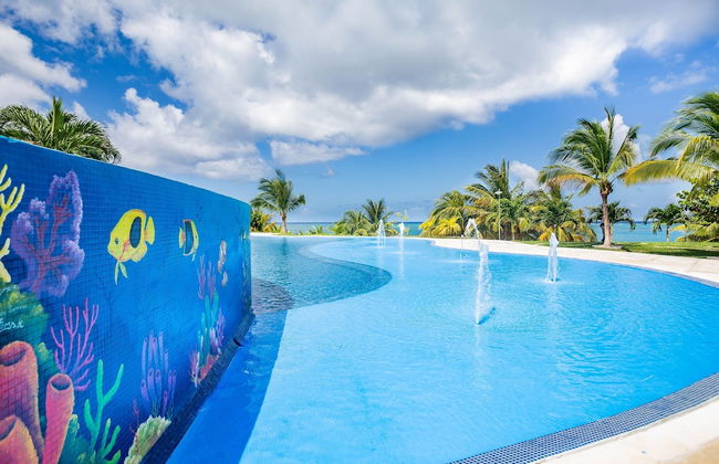 Pristine Bay Villa 1304 with large pool - 3 bedroom 3 Condo by RedAwning - Foto 19