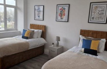 The Felix Apartments - 2 Bedrooms - WIFI - FREE Parking - Photo 5