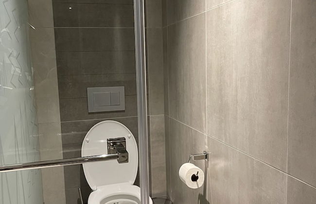 Sandton Smart Apartment Fourteen - Photo 11