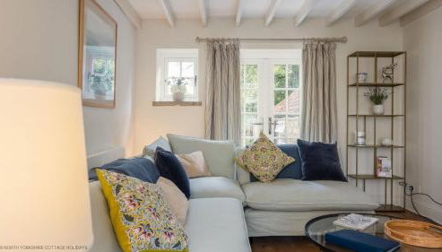 Robins Cottage - Photo 2