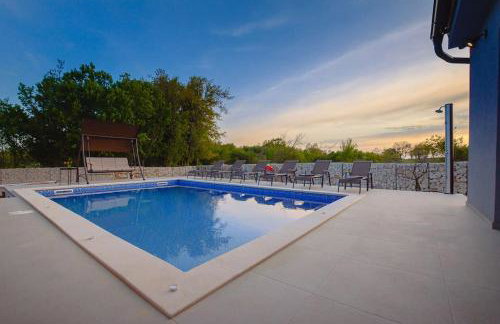 Villa Balun in Orihi - 3 bedrooms - pool - garden - sauna - Foto 51