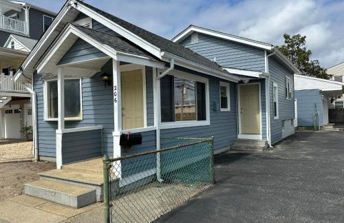 Newly Renovated 2 Bedroom House - Foto 19