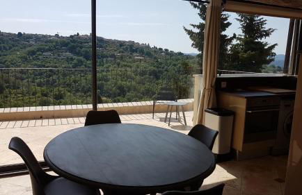 Callian: lumineux duplex avec terrasse et vue - Foto 12