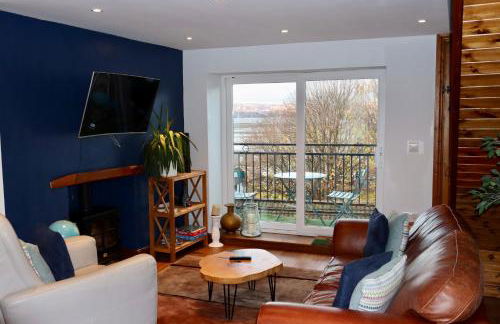 Extended Fishermans cottage with stunning sea views - Foto 5