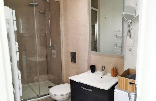 Reims Appart - Idéal pour Pro en déplacement *Wifi rapide *Vue panoramique *Parking facile - Foto 12