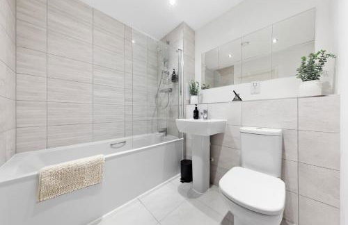 Modern London apartment I Balcony with views - Foto 15