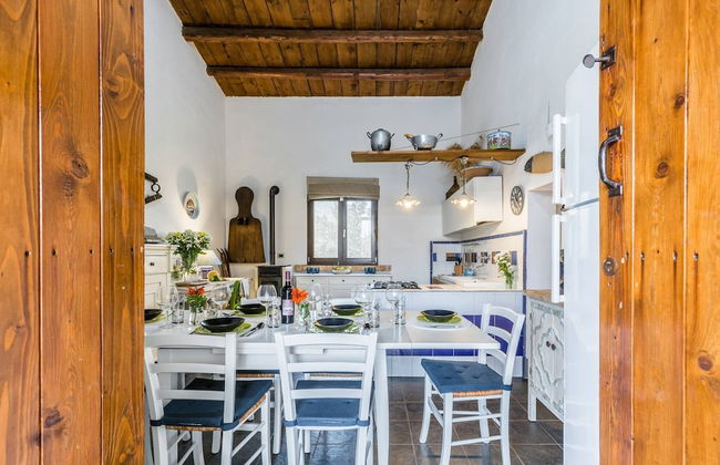 Authentic Sicilian Charm With Pool, Sea View, Parking & Wifi - Foto 30