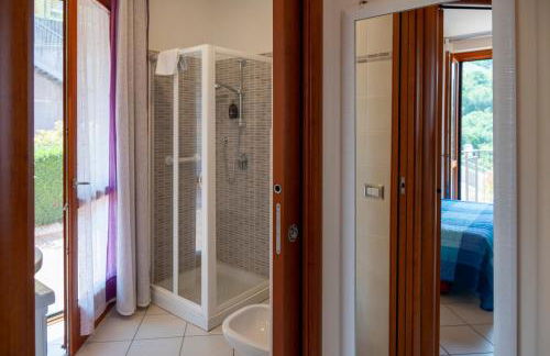 Italian vacation Homes - Iseo Lake Vista Retreat - Photo 41