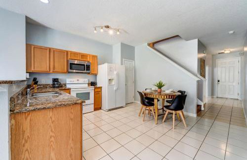 Comfy Townhome Minutes from Disney - Photo 20