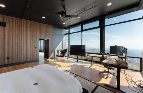 Secluded Dream Home with Hot Tub and Full Gym on 20 Acres - Foto 21