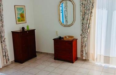 Villa Sis - Cycladic Sea View Luxury Home near Milos Beach & hiking trails 3, 4 & 5 - Photo 50