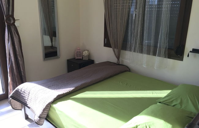 AM Beach House near Sea - Photo 16