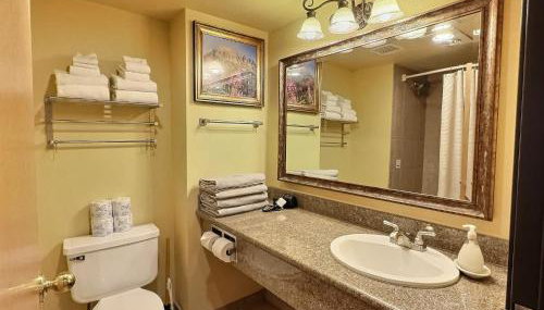 Stellar Location with Hot Tub Pool Steam Room & Gym Acces - Foto 4, towels, Shower